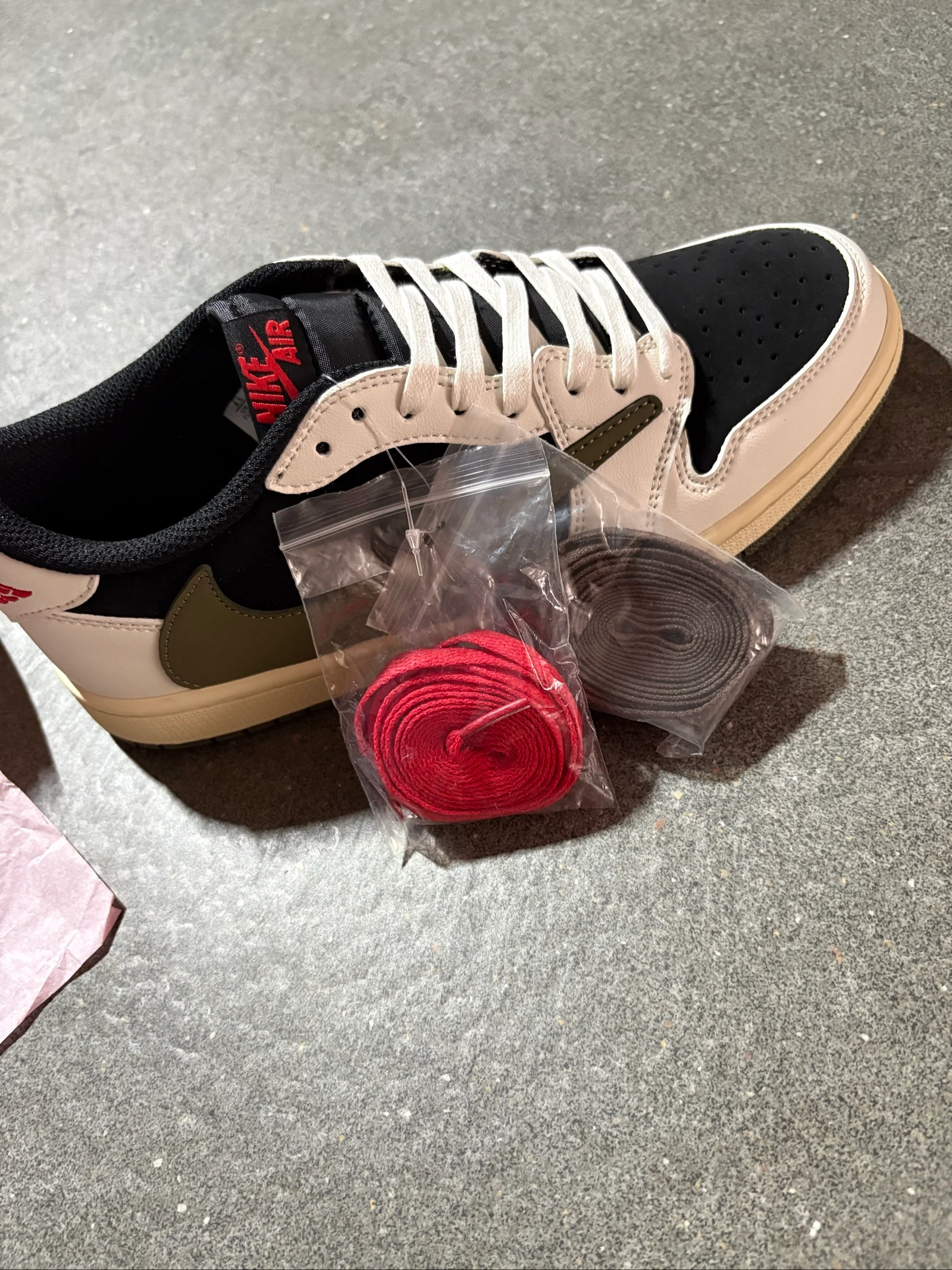 Air Jordan 1 Retro Low Golf x Travis Scott « Neutral Olive » – photo 8